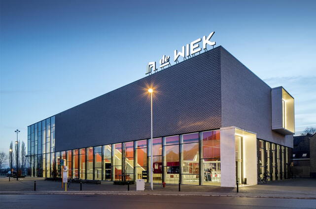 Buitenaanzicht cultureel centrum