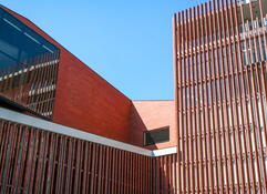 Buitenaanzicht concertgebouw