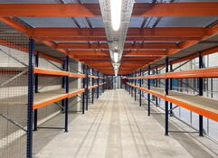 Hall rekken gelijkvloers